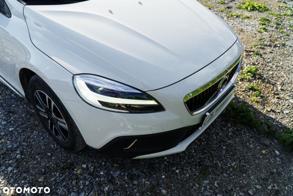 Volvo V40 T3 Drive-E Momentum - 33