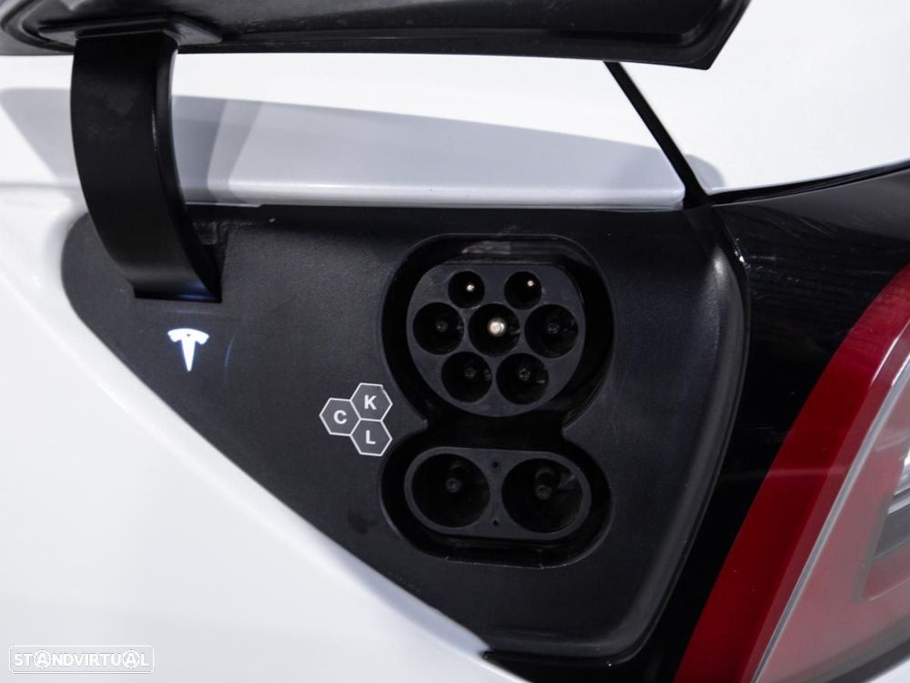 Tesla Model 3 Long Range AWD Dual Motor Performance - 15