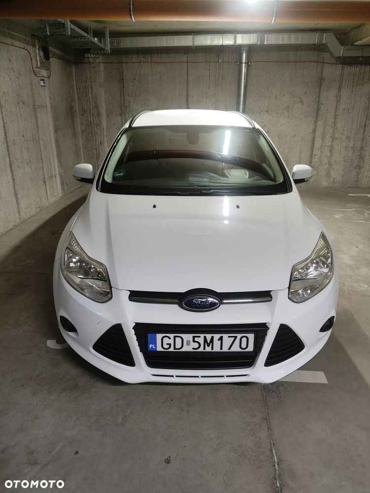Ford Focus 2013 photo 2