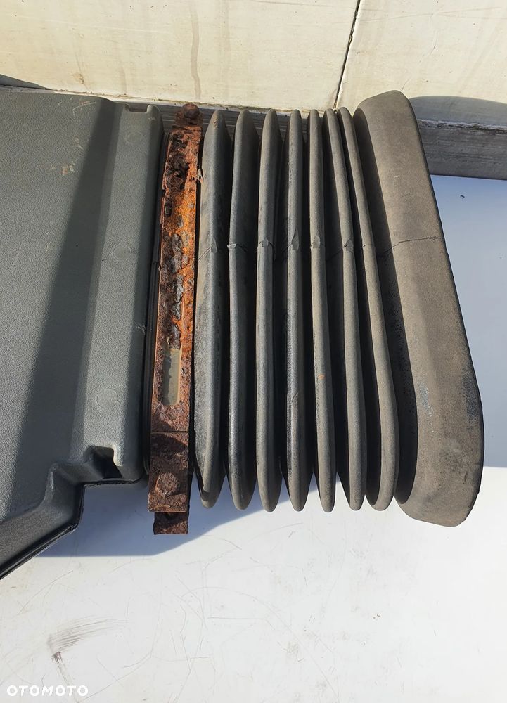 DOLOT TUNEL WLOT FILTRA POWIETRZA  IVECO EUROCARGO - 5