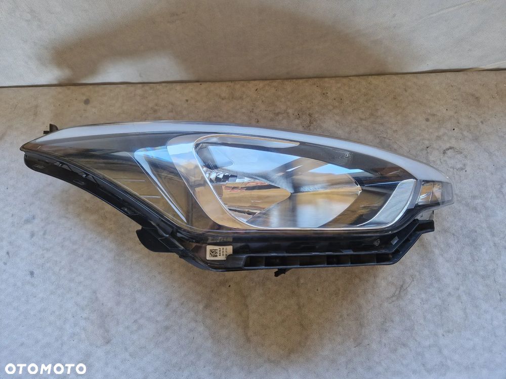 Hyundai I20 II Lampa Prawa 92102-C8000 - 6