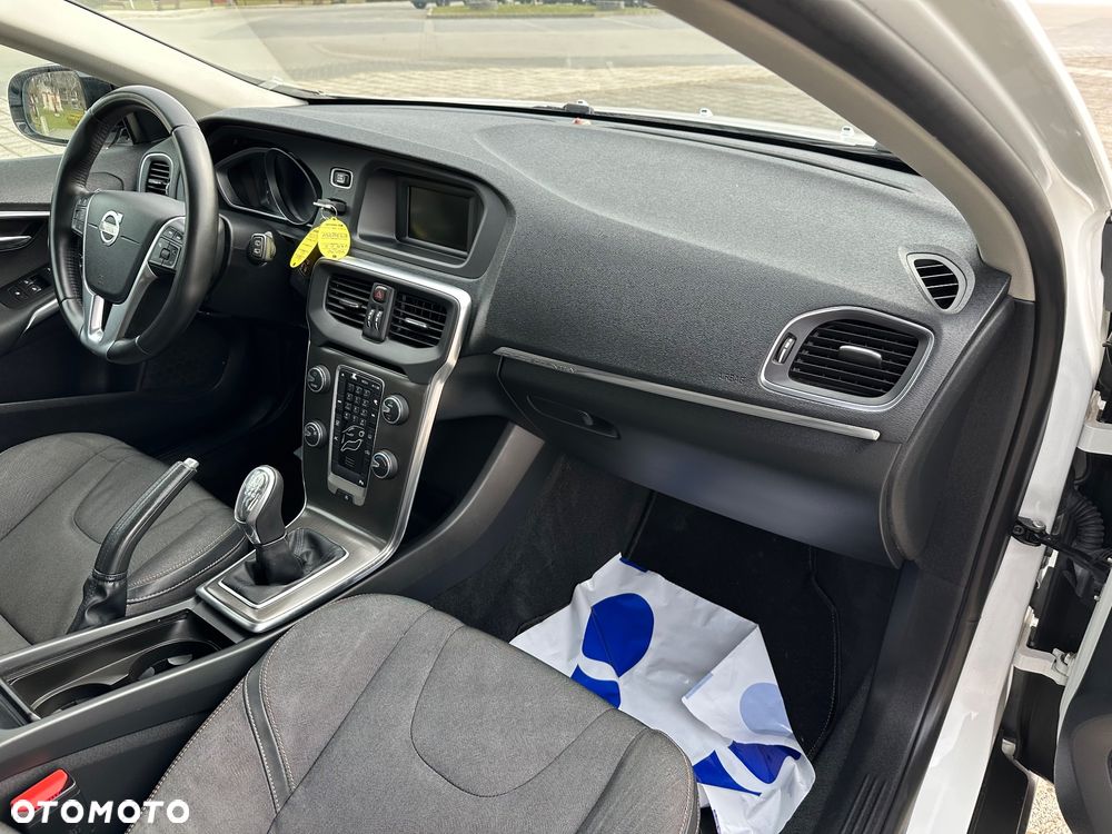 Volvo V40 - 10