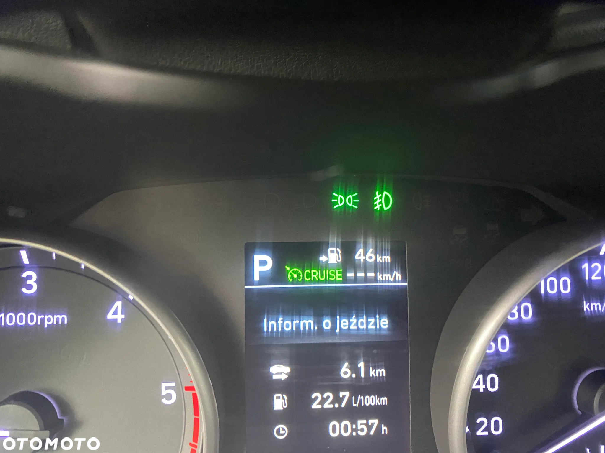Hyundai i30 1.6 D Premium DCT - 34