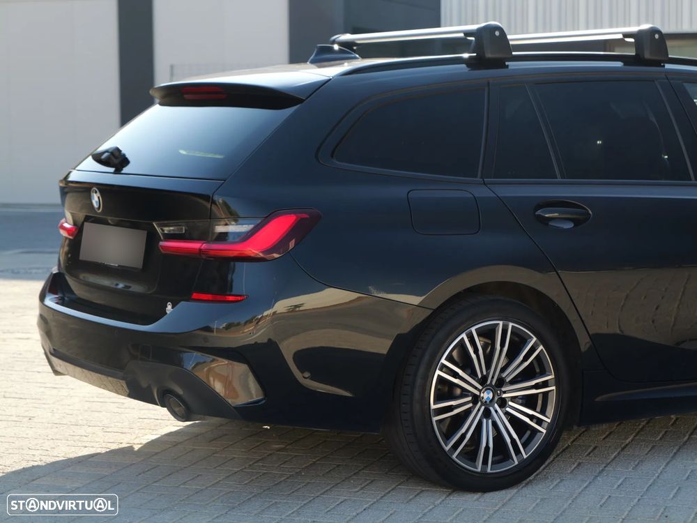 BMW 330 e Pack Desportivo M Auto - 9
