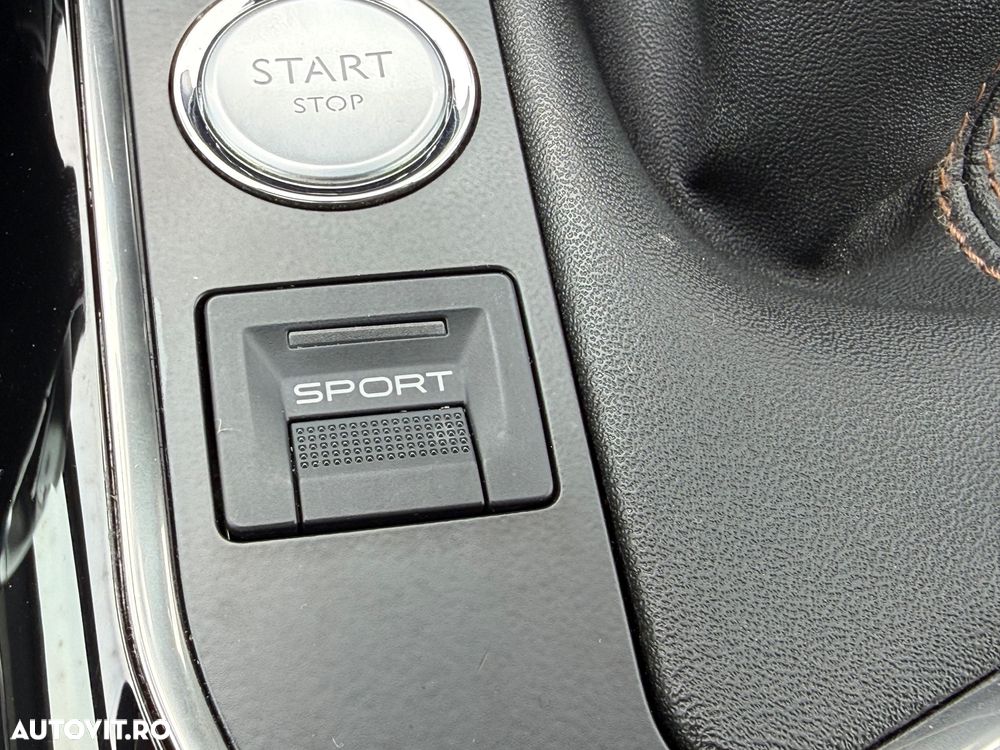 Peugeot 3008 PureTech 130 Stop & Start GPF Allure - 15