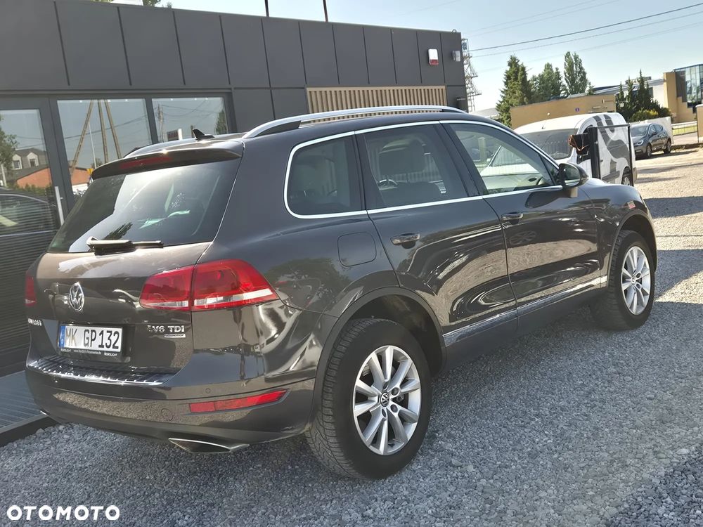 Volkswagen Touareg 3.0 V6 TDI BMT Business Line - 11