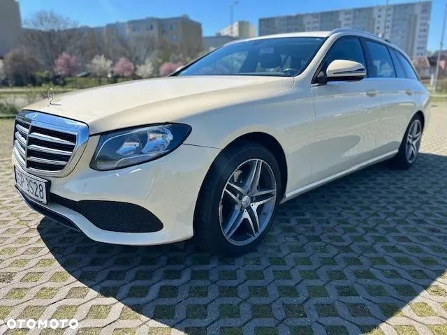 Mercedes-Benz Klasa E 200 d 9G-TRONIC - 3