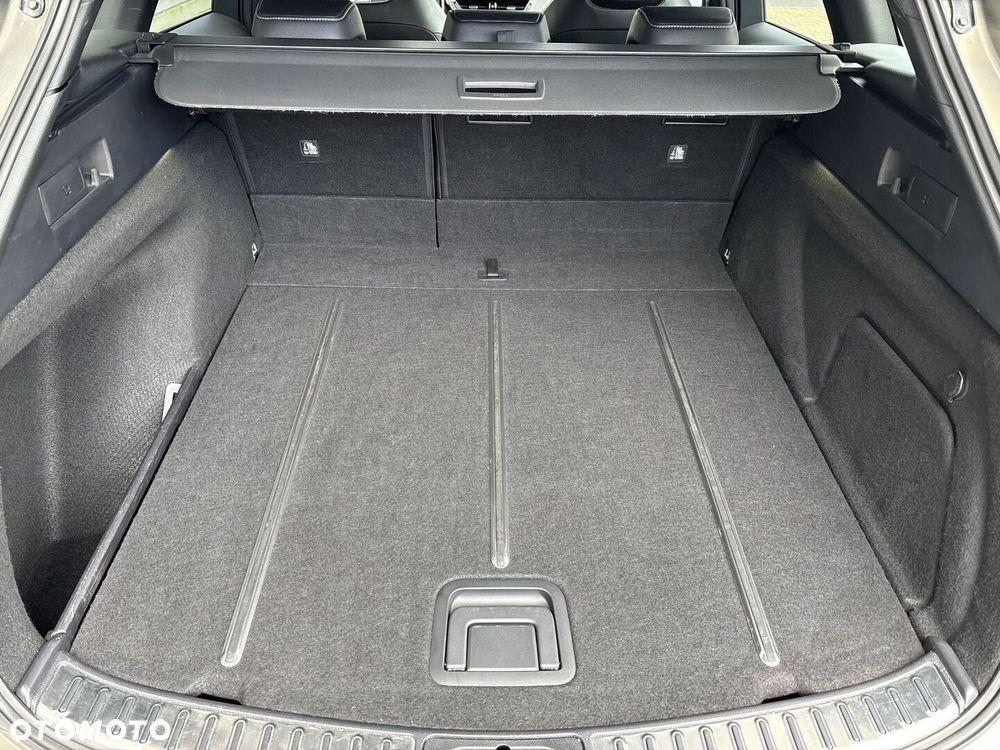 Toyota Corolla 2.0 Hybrid Comfort - 23