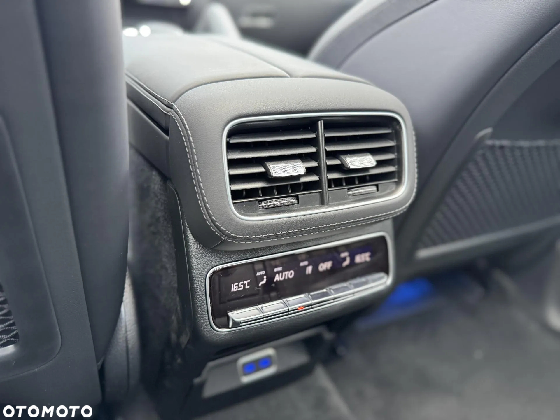 Mercedes-Benz GLS AMG 63 4-Matic+ - 23