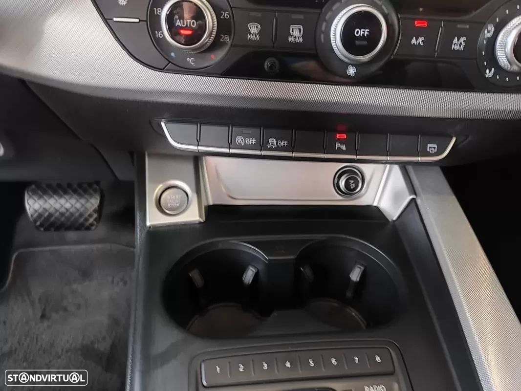 Audi A4 Avant 2.0 TDI Sport S tronic - 36