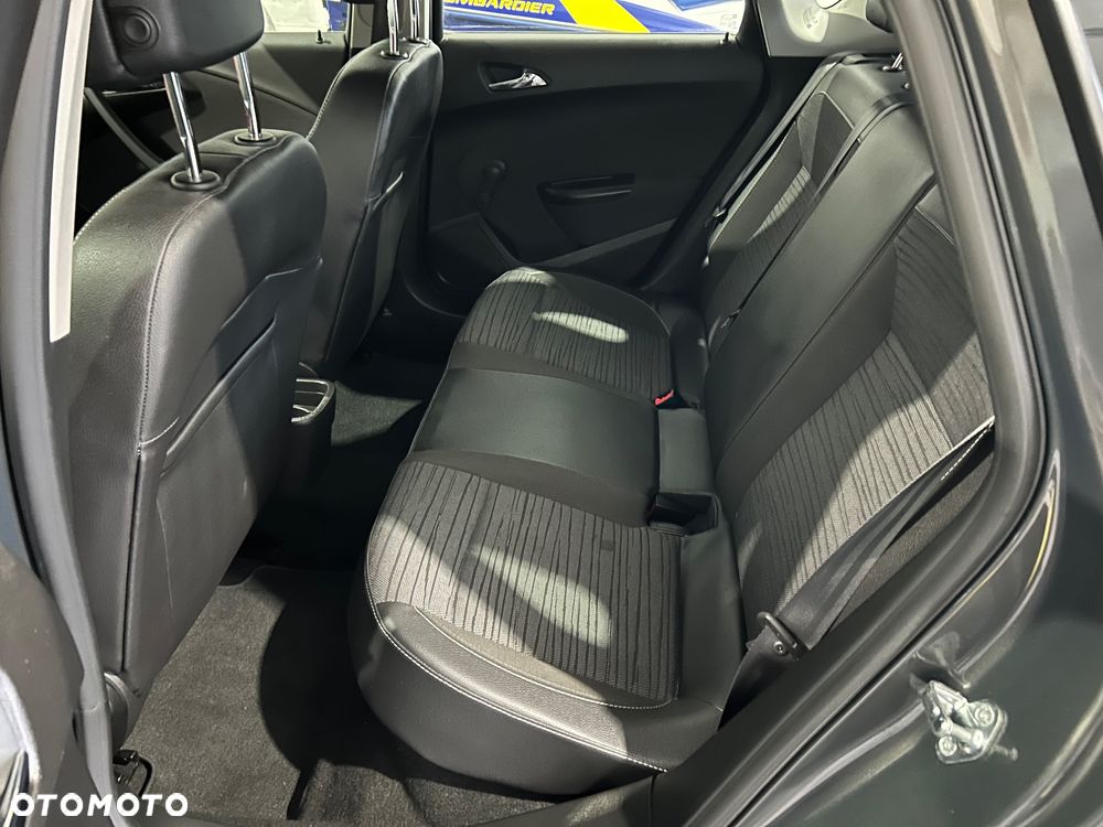 Opel Astra 1.6 D (CDTI) Start/Stop Business - 19