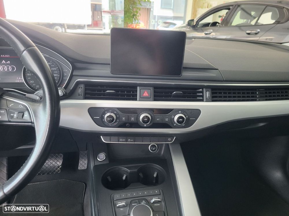 Audi A4 Avant 2.0 TDI Sport S tronic - 17