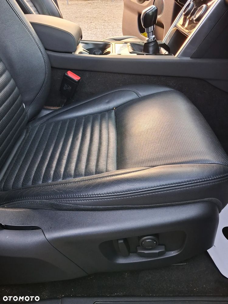 Land Rover Discovery Sport 2.0 D150 R-Dynamic SE - 14