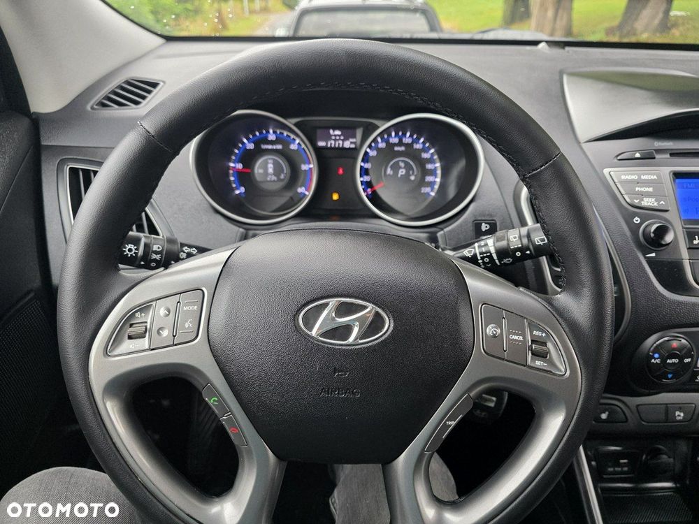 Hyundai ix35 2.0 CRDi 4WD Automatik Finale Gold - 18