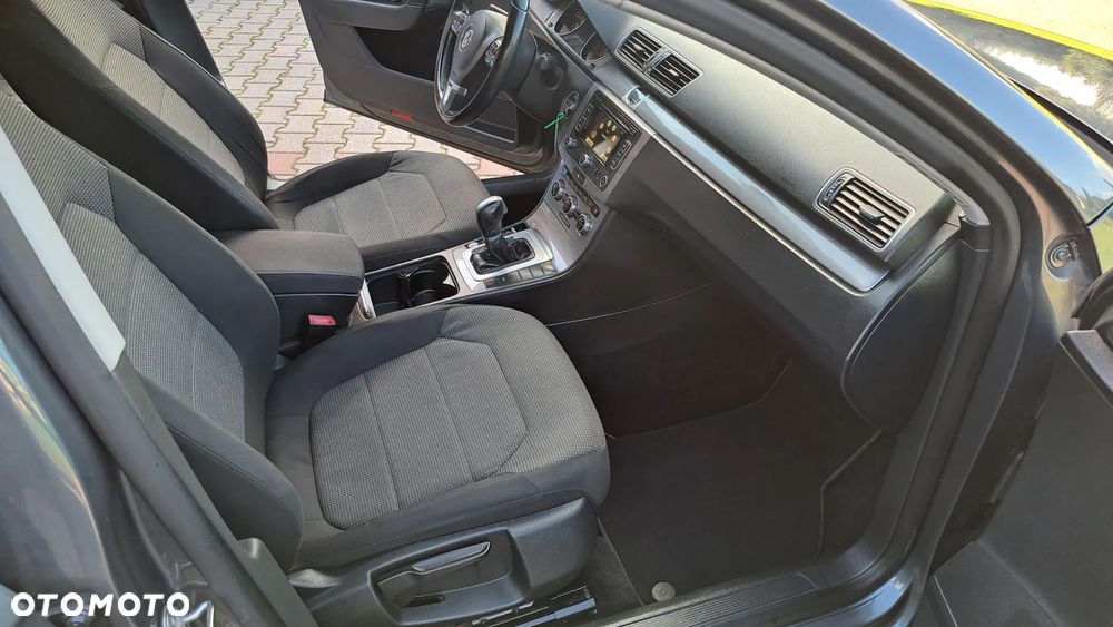 Volkswagen Passat 2.0 TDI DPF DSG Individual Chrom - 7