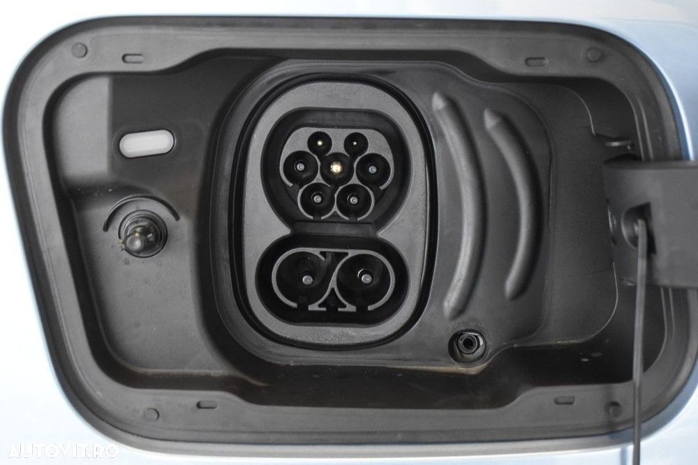 Ford Explorer RWD 77 kWh Extended Range Select - 38