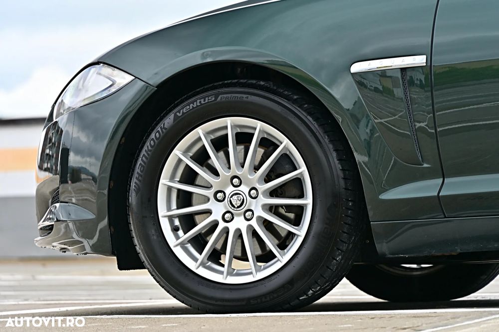 Jaguar XF 2.2 Diesel - 16