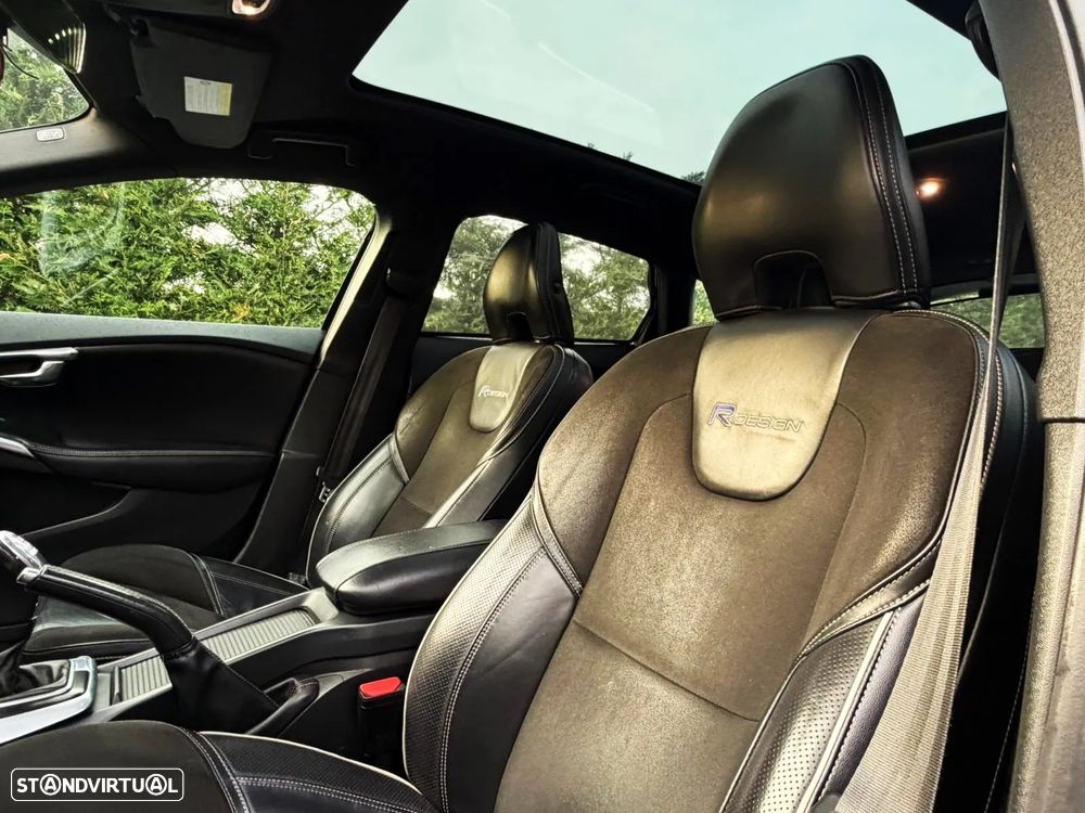 Volvo V40 D2 R Design - 19