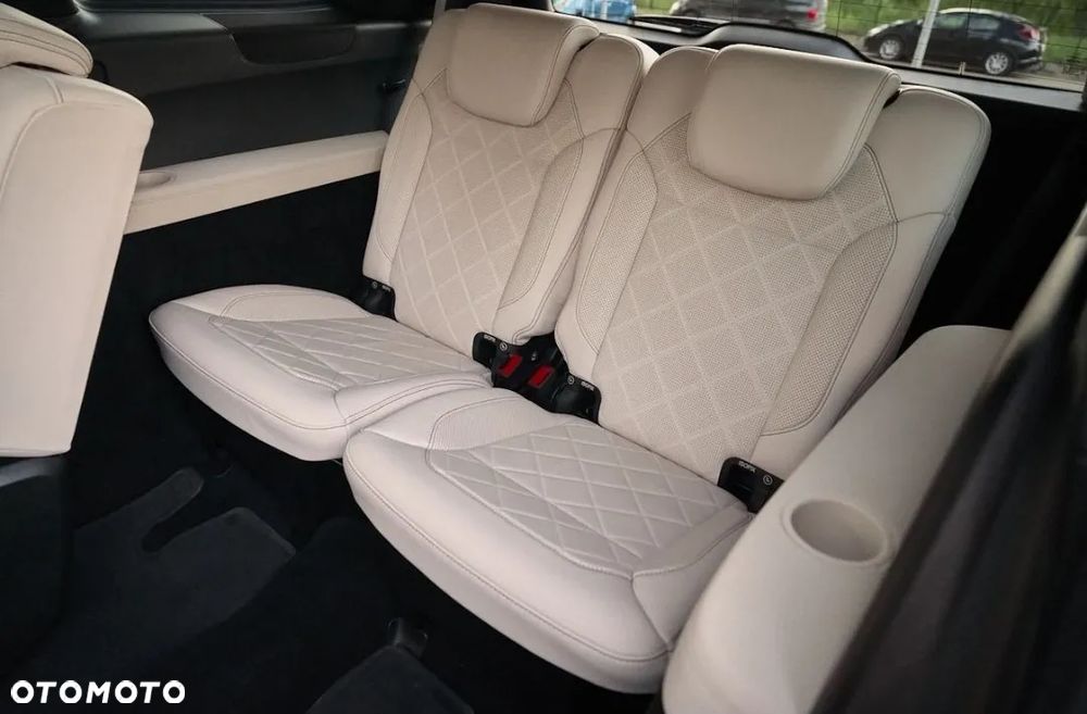 Mercedes-Benz GLS 500 4-Matic - 35