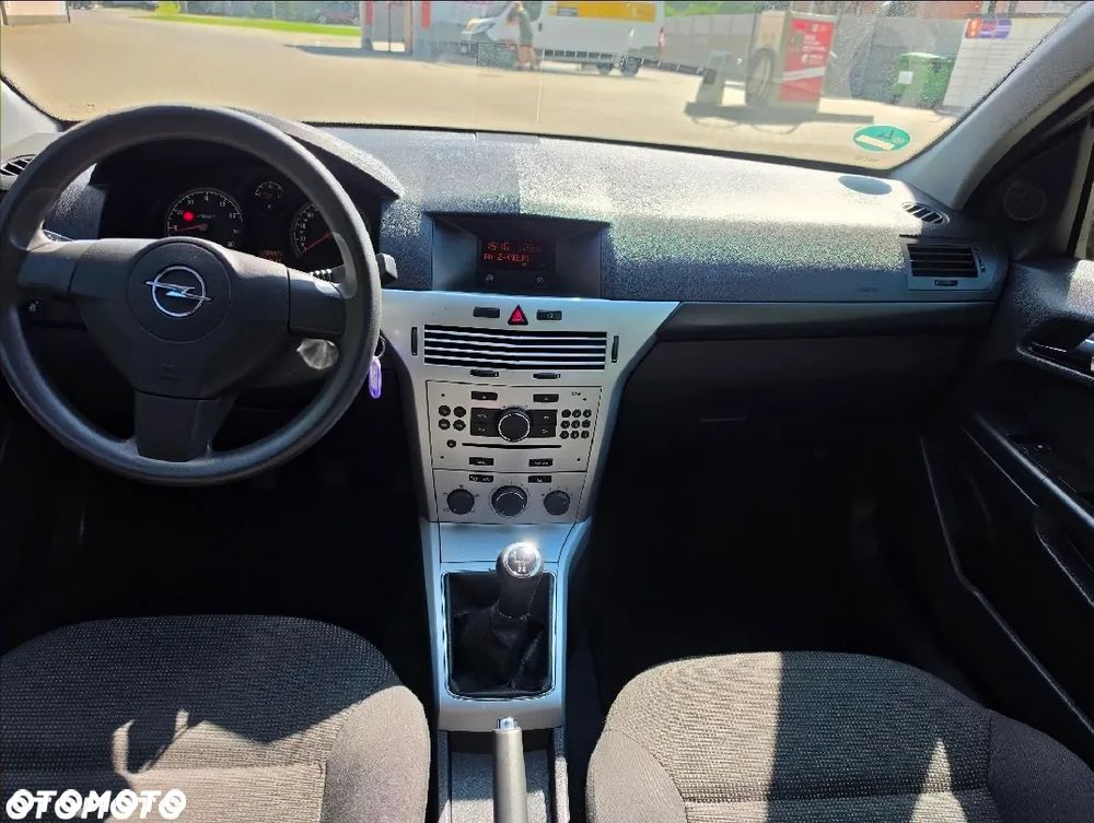Opel Astra 1.4 Enjoy - 19