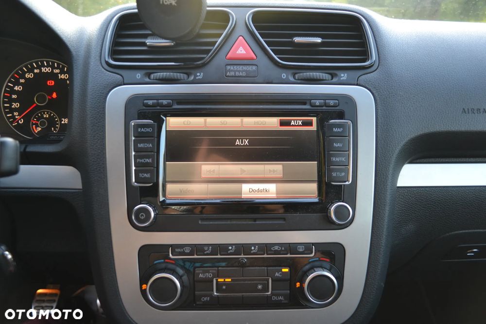 Volkswagen Scirocco 2.0 TDI - 14