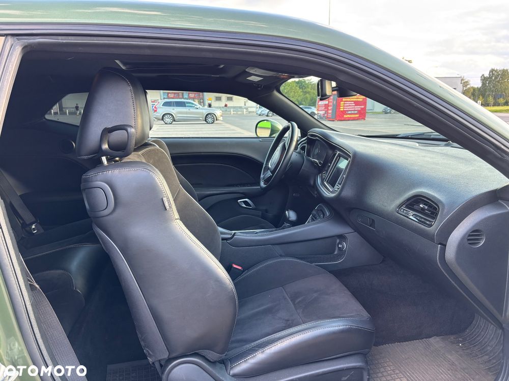 Dodge Challenger 3.6 GT AWD - 10