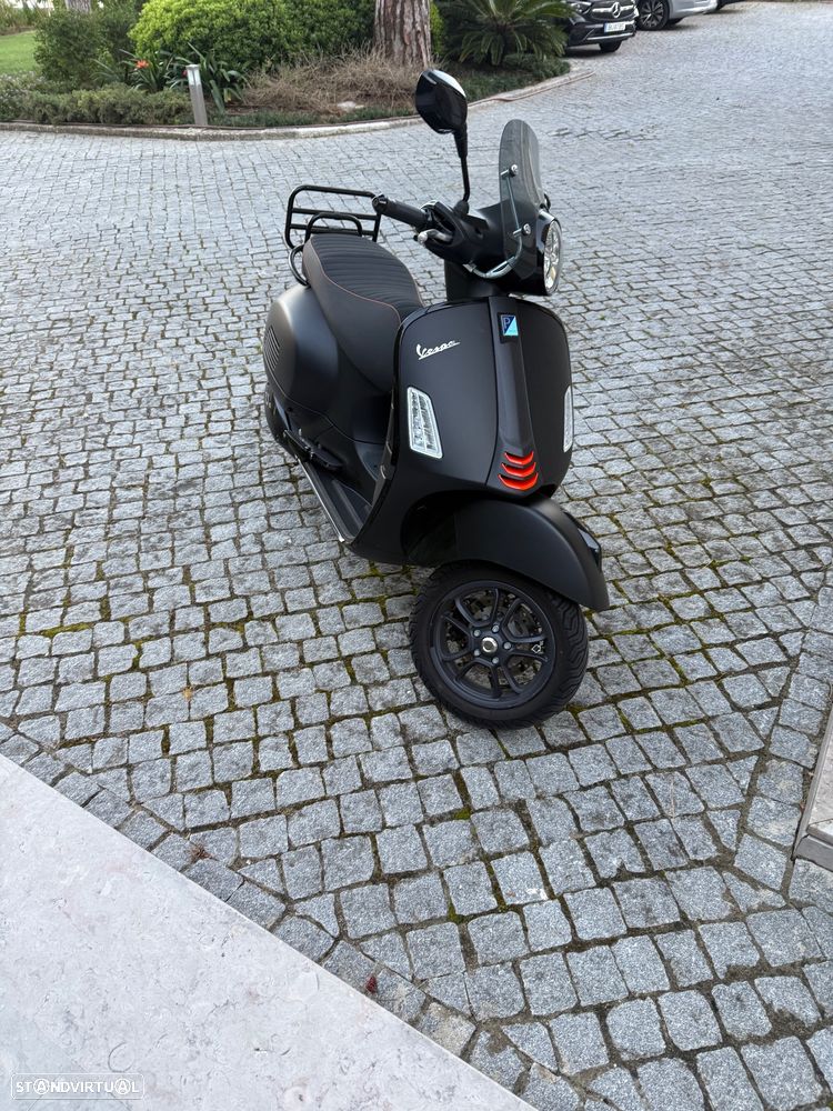 Vespa GTS Super GTS - 4