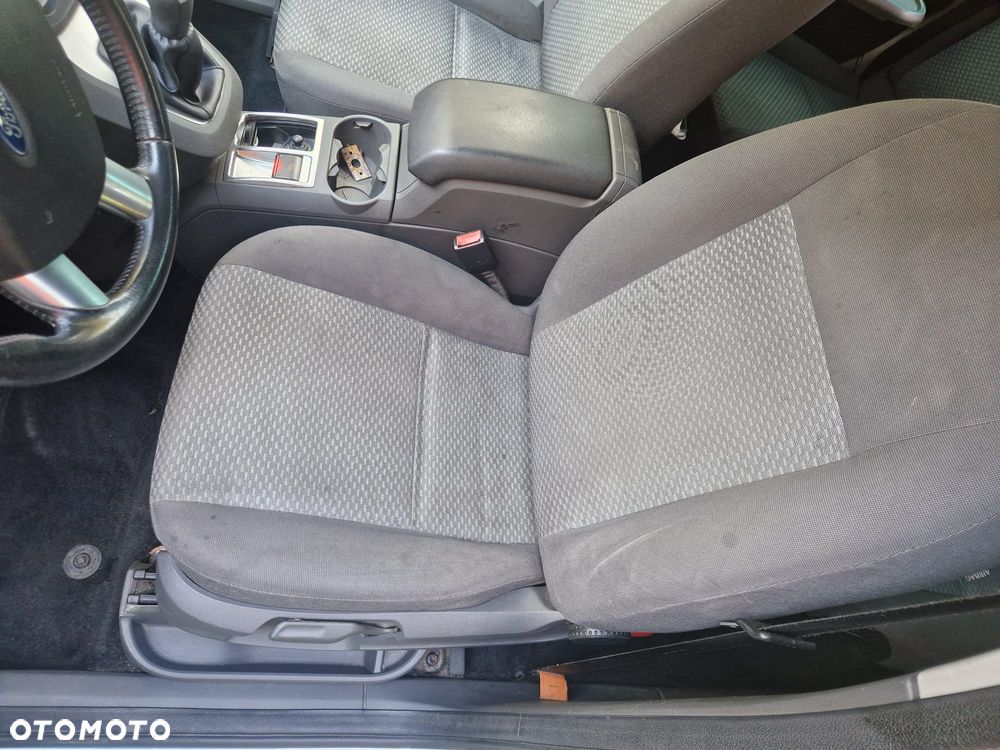 Ford Focus C-Max - 19