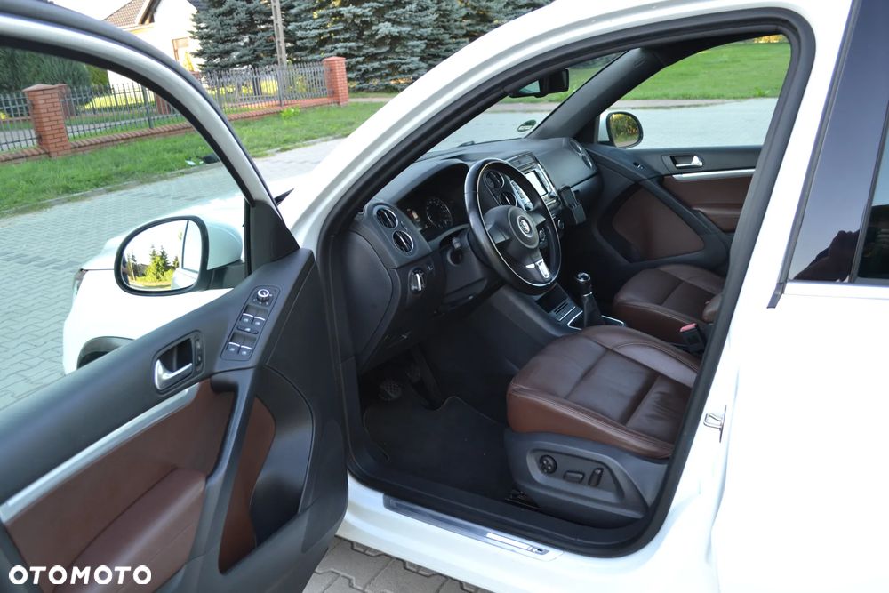 Volkswagen Tiguan 2.0 TDI Perfectline R-Style - 16