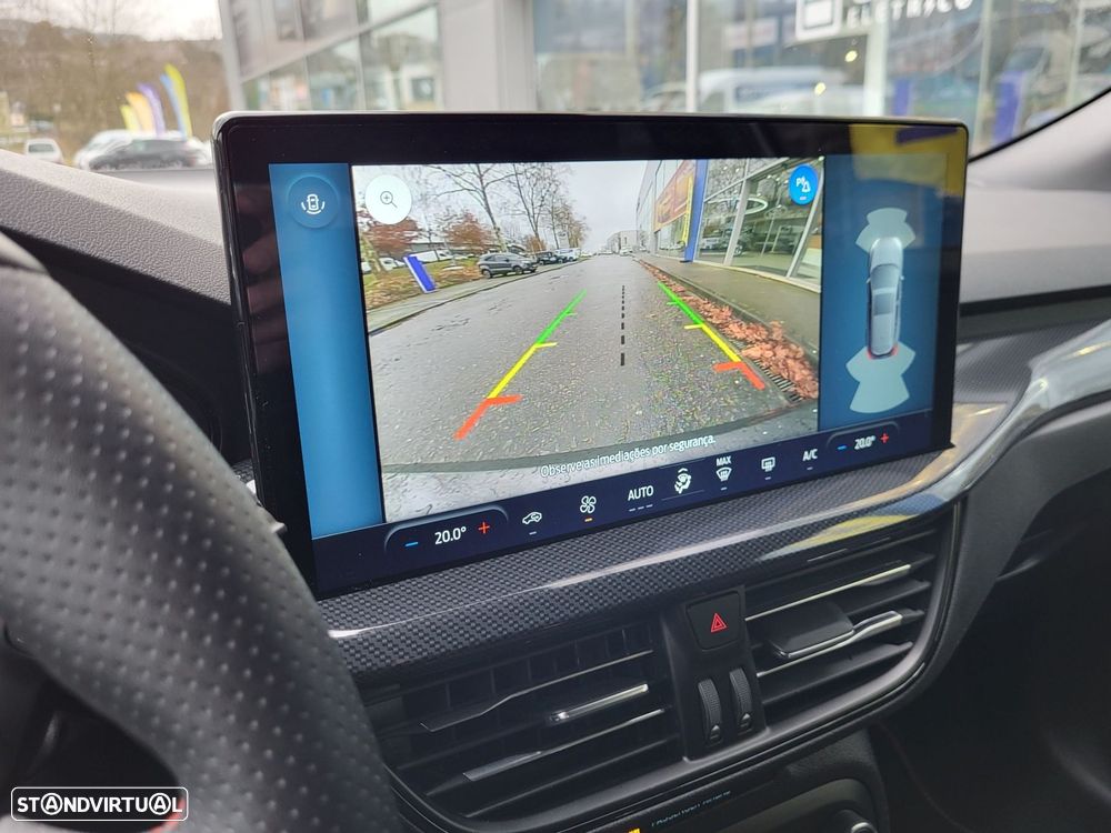 Ford Focus 1.0 EcoBoost MHEV ST-Line X - 16