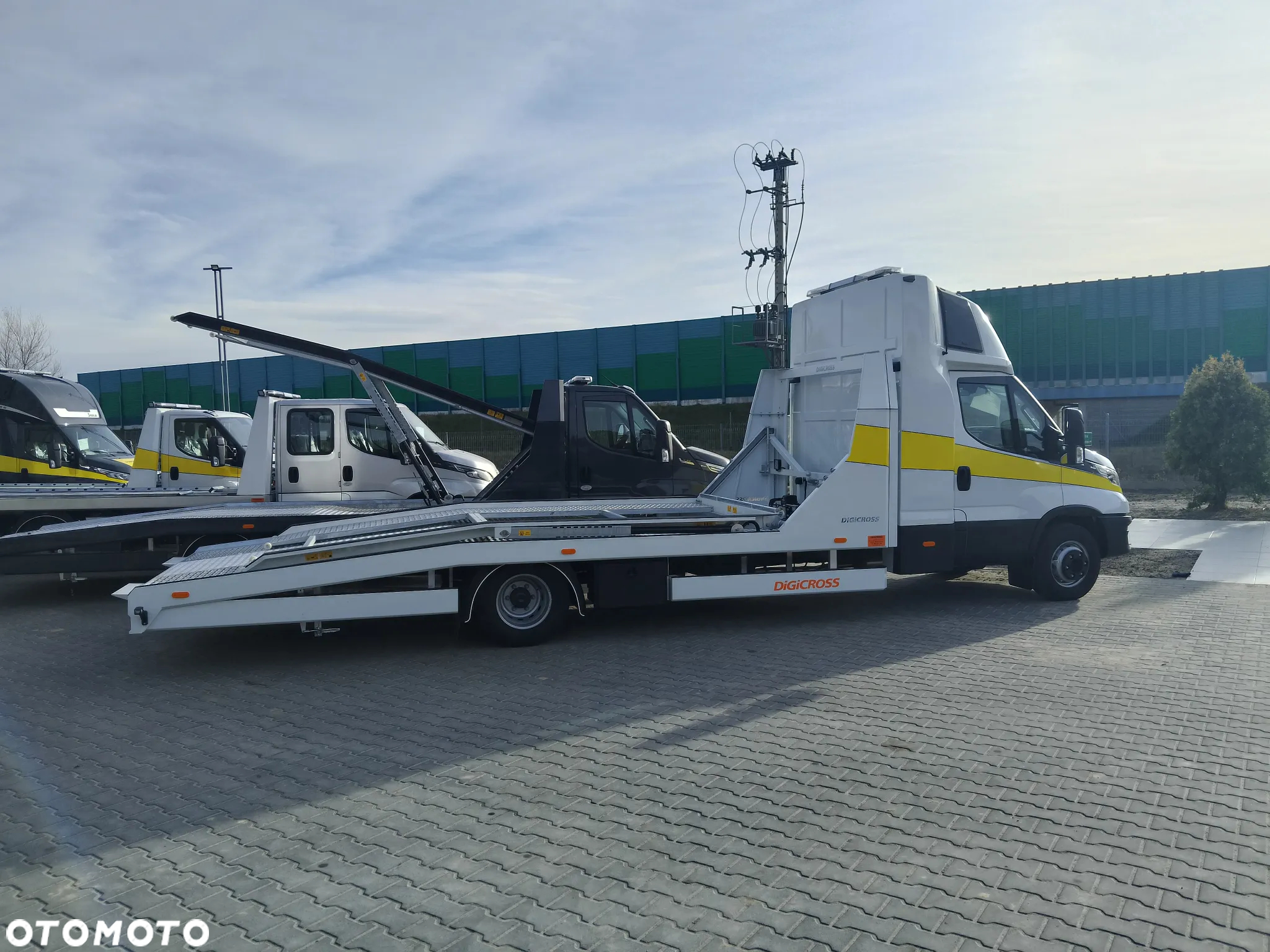 Iveco 70C21A8P DiGiCROSS - 4