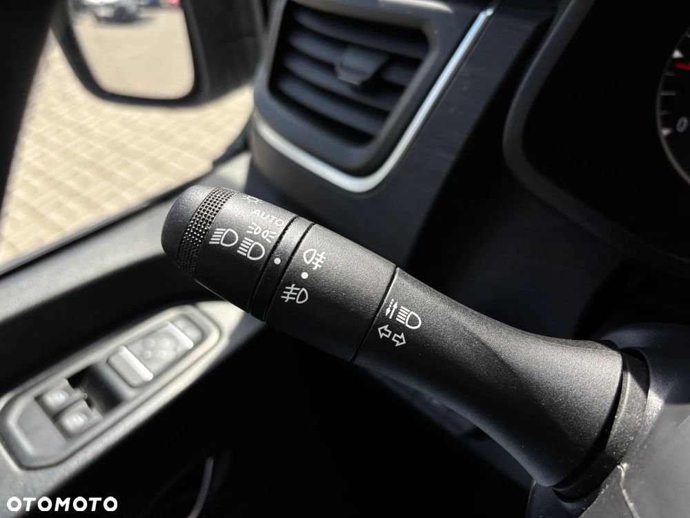 Renault Trafic 2.0 dCi - 14