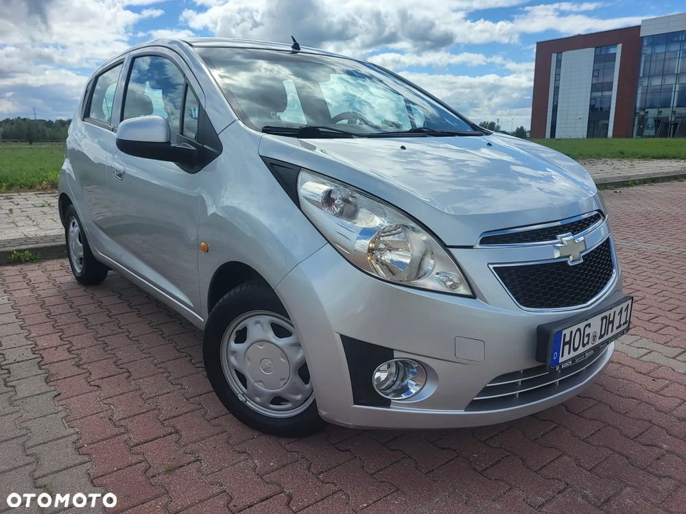 Chevrolet Spark 1.0 Base+ - 10