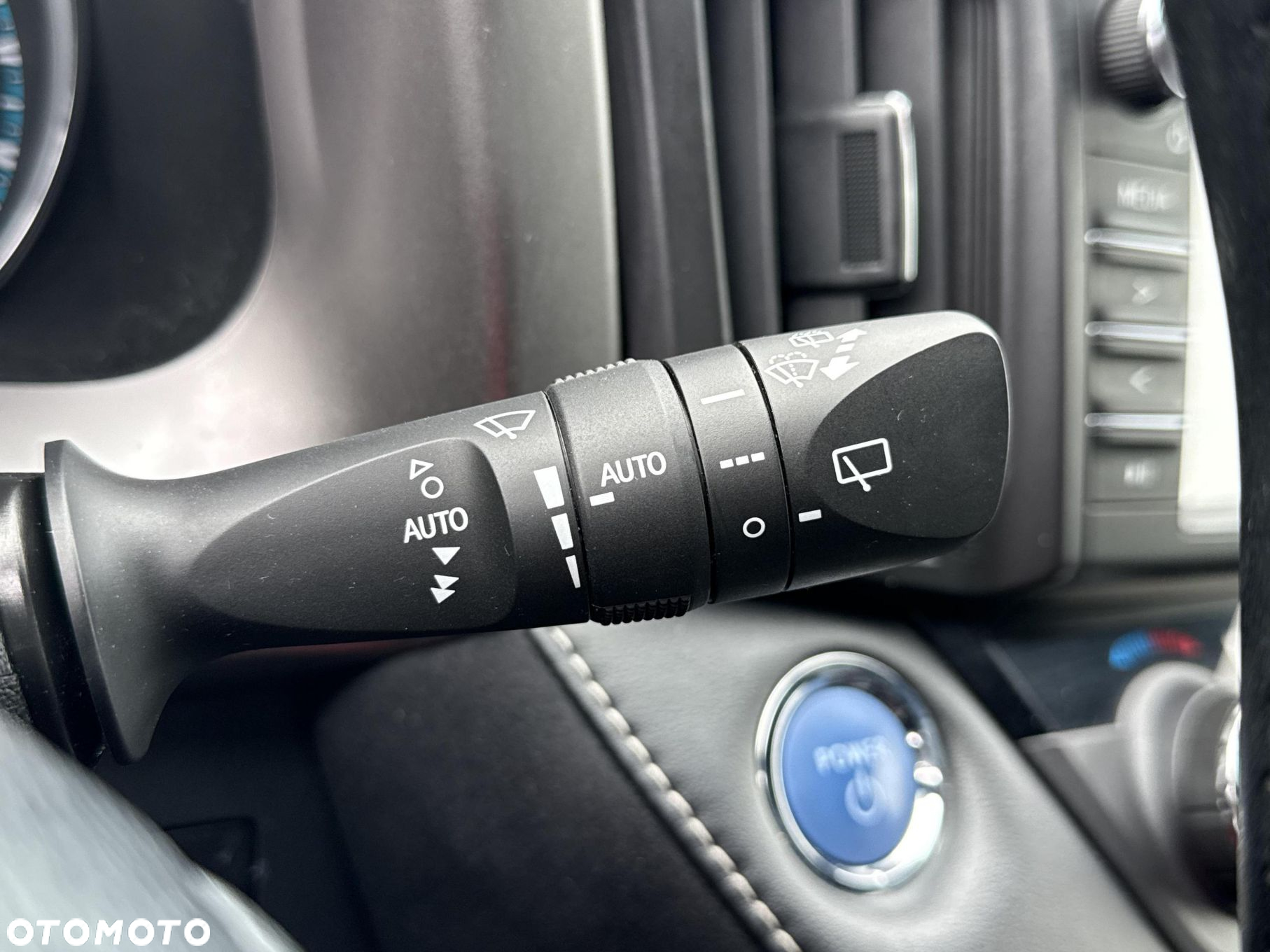 Toyota RAV4 Hybrid Prestige 4x4 - 19