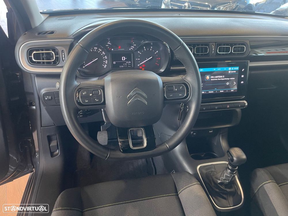 Citroën C3 1.2 PureTech Shine - 10