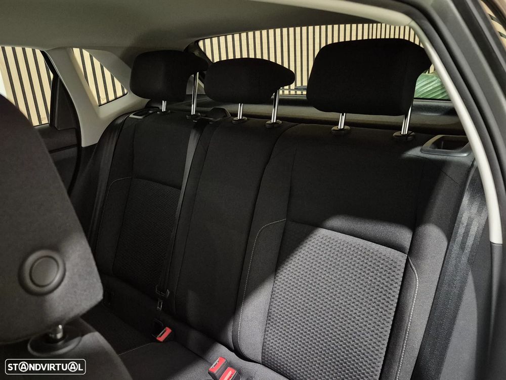 VW Polo 1.6 TDI Confortline - 18