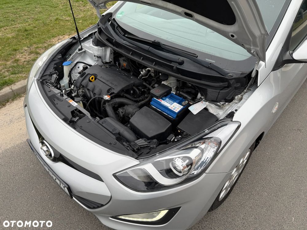 Hyundai i30 1.4 Advantage - 14