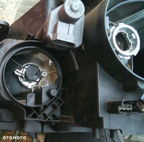 NISSAN QASHQAI J10 LIFT XENON PRAWA PRZEDNIA LAMPA ORYGINAŁ 1EL010335-32 - 8