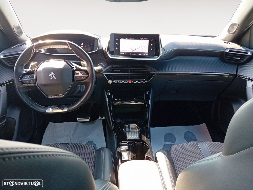 Peugeot 2008 1.5 BlueHDi GT EAT8 - 10