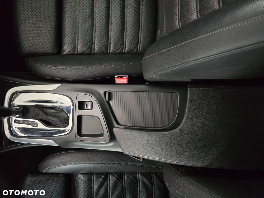 Opel Insignia 2.0 CDTI automatik Business Innovation - 33