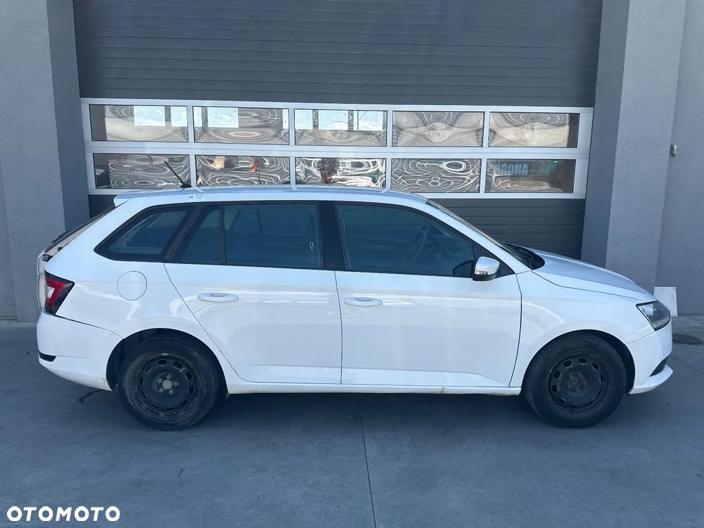 Skoda Fabia 1.0 TSI Active - 7