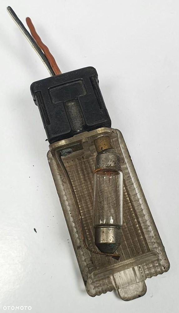 LAMPKA OŚWIETLENIE WNĘTRZA MERCEDES W115 W114 - 2