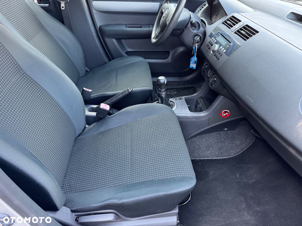 Suzuki Swift 1.3 Comfort dance - 10