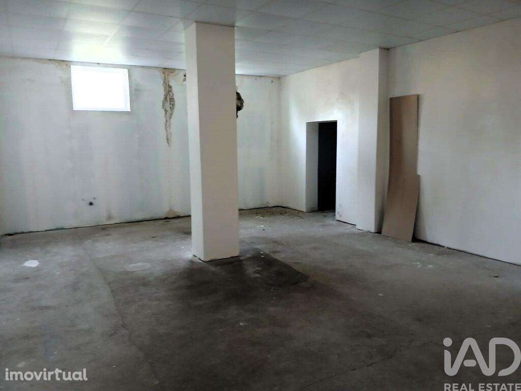 Loja / Estabelecimento Comercial T1 em Peso e Vales do Rio de 335,00 m - Grande imagem: 4/13