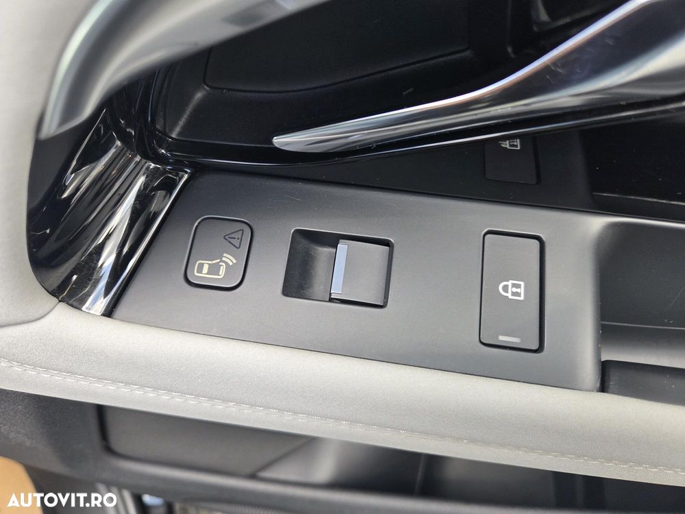 Land Rover Range Rover Evoque 2.0 D165 MHEV Dynamic SE - 19