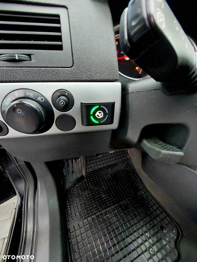 Opel Astra 1.8 Sport - 11