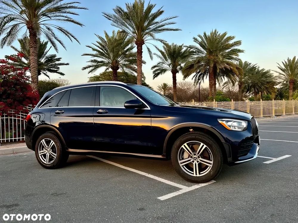 Mercedes-Benz GLC 300 4Matic 9G-TRONIC Exclusive - 2