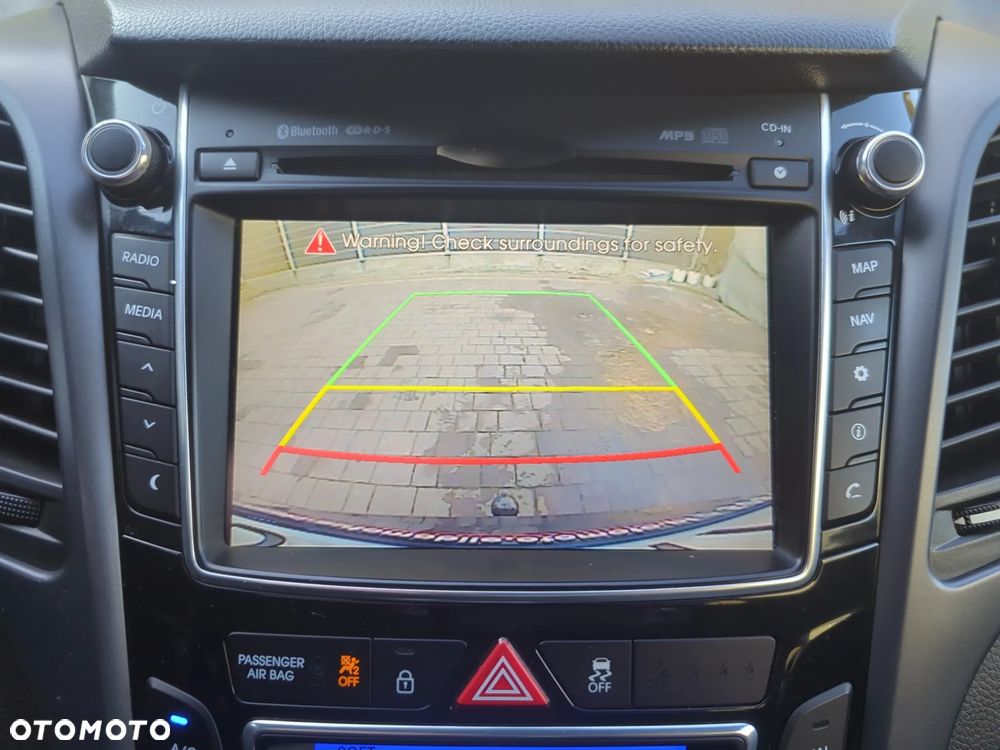 Hyundai i30 1.6 D Premiere Style - 29