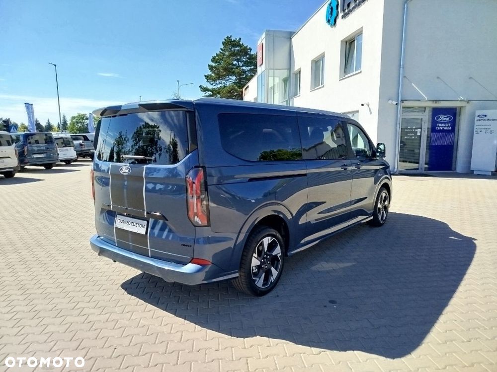 Ford Tourneo Custom - 7