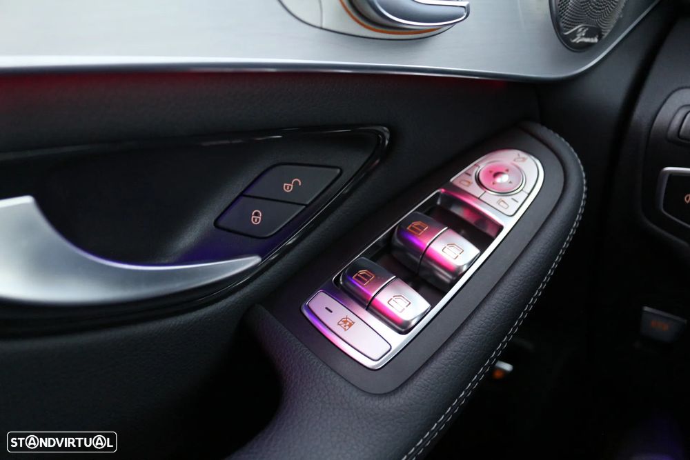 Mercedes-Benz GLC 300 de 4Matic 9G-TRONIC AMG Line - 31